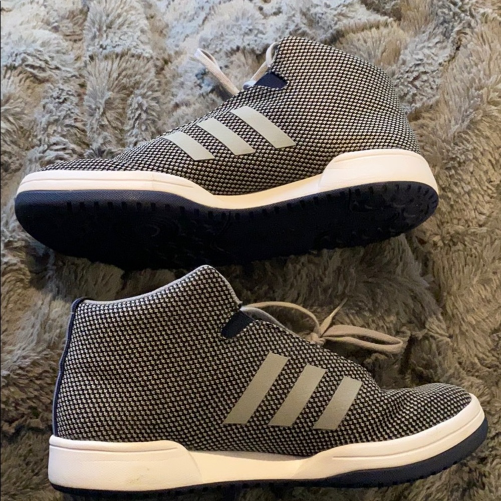 Adidas sneaker - Picture 5 of 6
